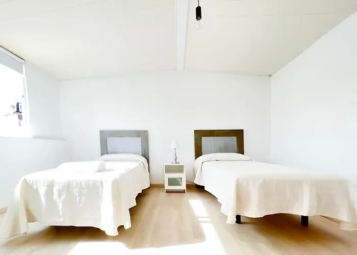 Atico Coqueto En Marbella, Cerca Puerto Banus * ماربيا