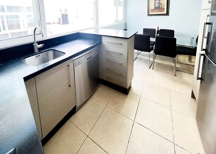 Atico Coqueto En Marbella, Cerca Puerto Banus شقة