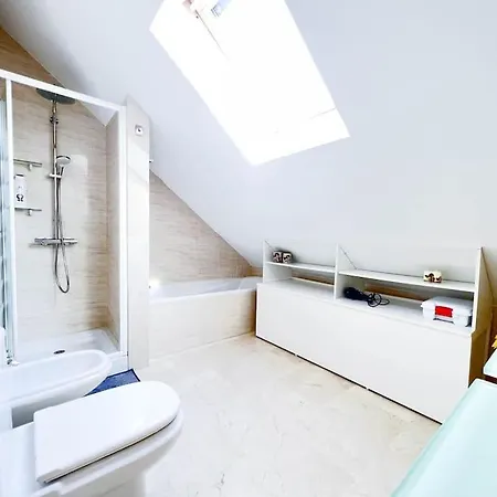 ático Coqueto En Marbella, Cerca Puerto Banús Apartamento
